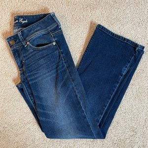 American Eagle Stretch Original Boot Jeans Size 4 Short 👖